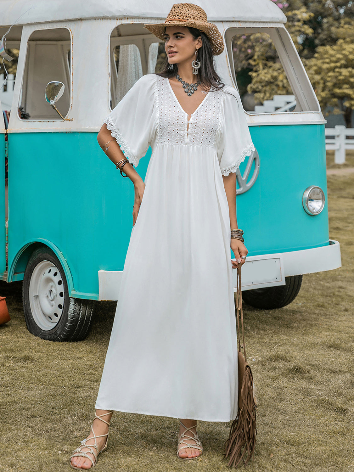 Prairie Creek Detail Eyelet V-Neck Half Sleeve Dress