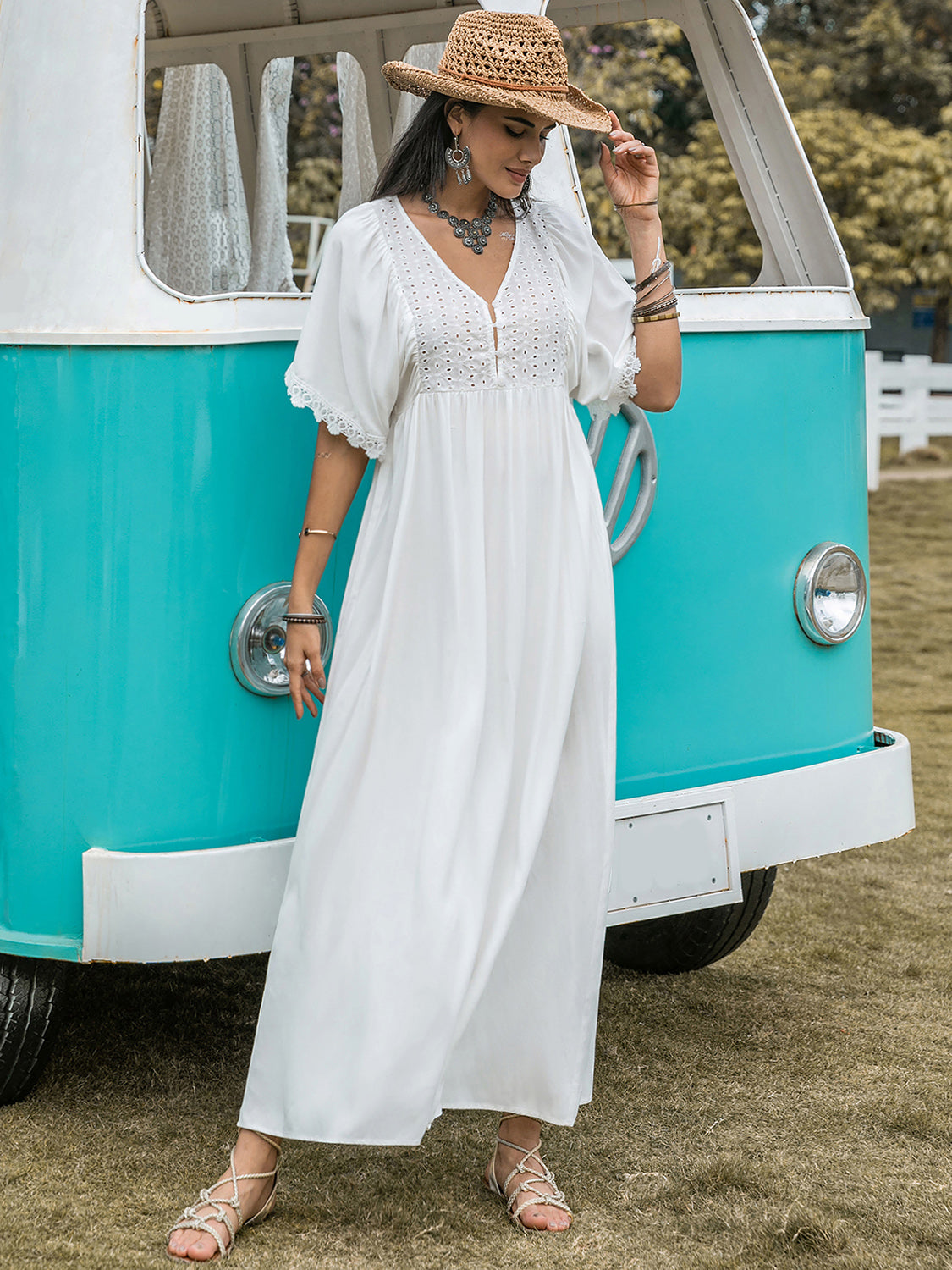 Prairie Creek Detail Eyelet V-Neck Half Sleeve Dress