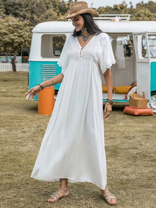 Prairie Creek Detail Eyelet V-Neck Half Sleeve Dress